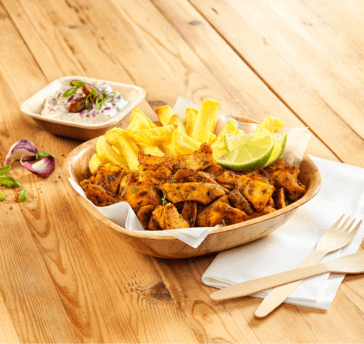Plant-Based Paprika Chunks mit Fries und Dattel-Feta-Dip