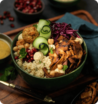 Oriental Delight Bowl mit Plant-Based Kebab